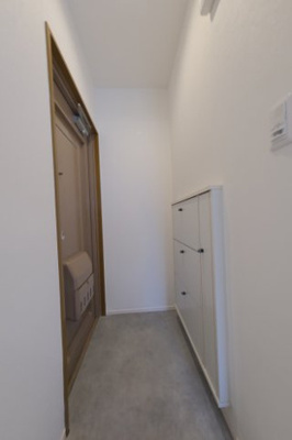 【玄関】 | リナーシタ住吉 | 収納もある玄関です