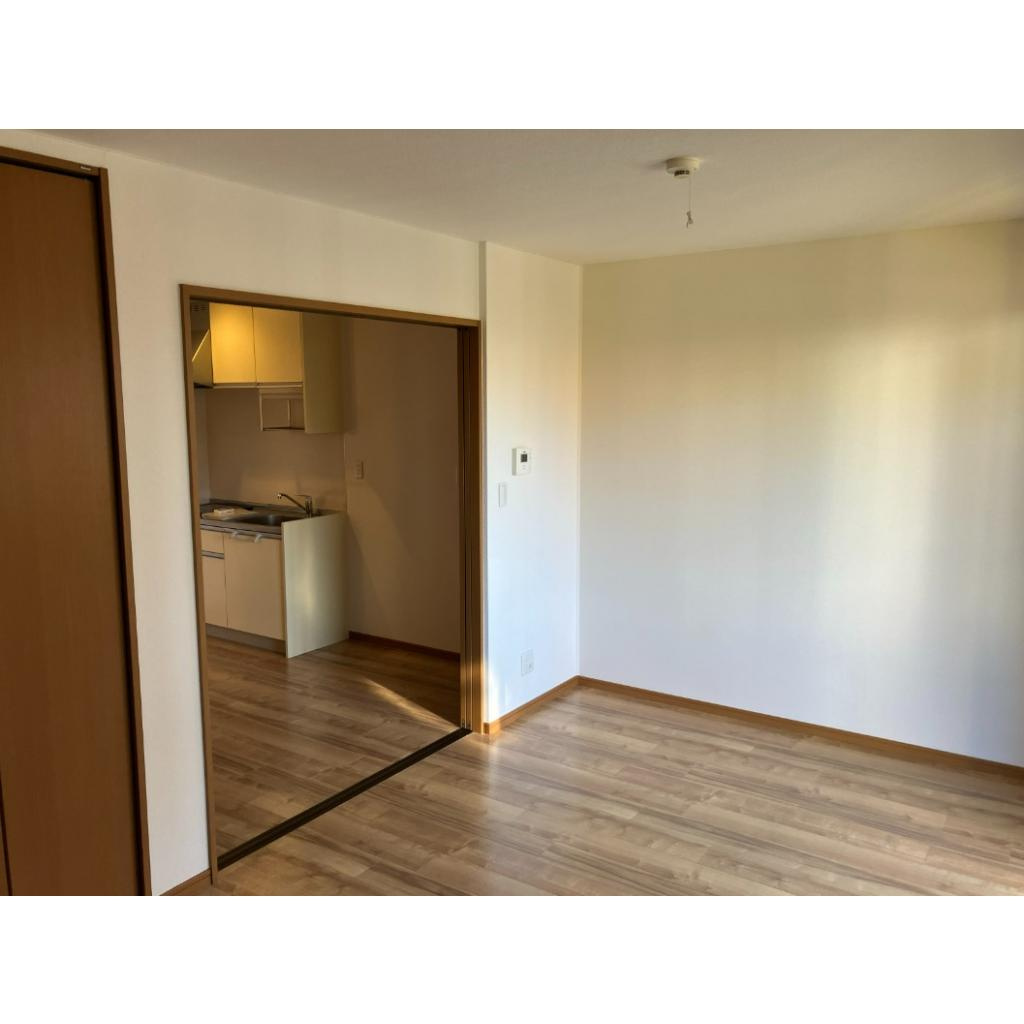 パルティーダの居間・リビング|洋室