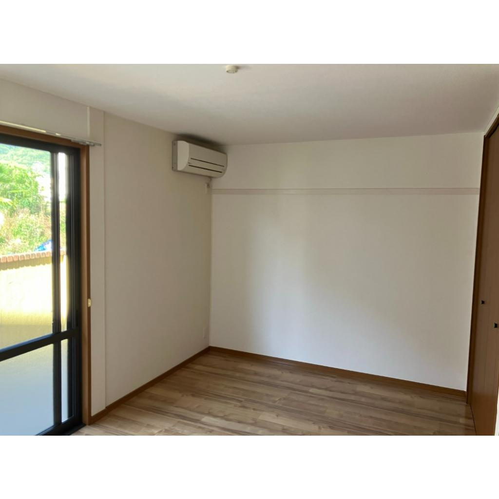 パルティーダの居間・リビング|洋室