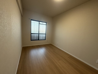 【洋室】プロムナード大宮春野Ｂ－４番館 