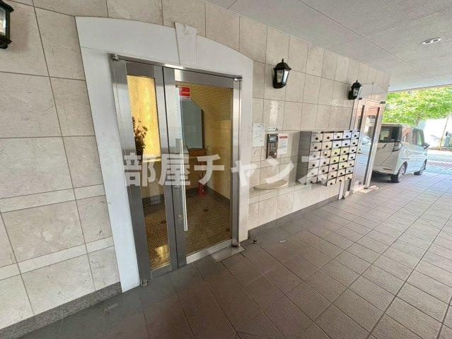 Studioナディアのエントランス