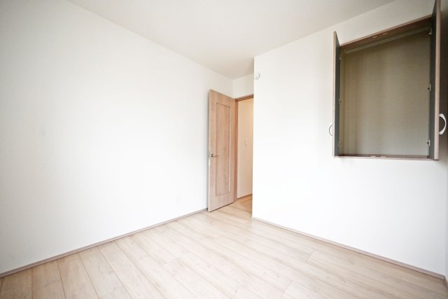 ハートフルタウン浜町新築一戸建て│2SLDK・3LDK+駐車1台可の洋室|-洋室約4.7帖(2F)-