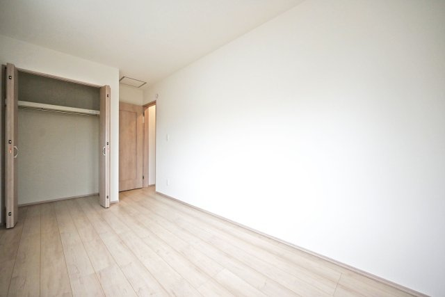 ハートフルタウン浜町新築一戸建て│2SLDK・3LDK+駐車1台可の洋室|-洋室約6.1帖(2F)-