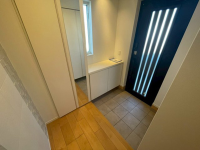 【玄関】 | 大久保町大窪戸建