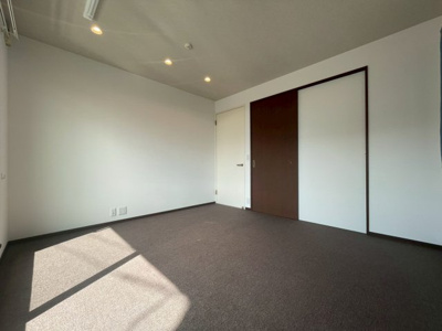 【洋室】 | 大久保町大窪戸建