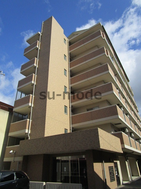 ウエントスレーニスの外観