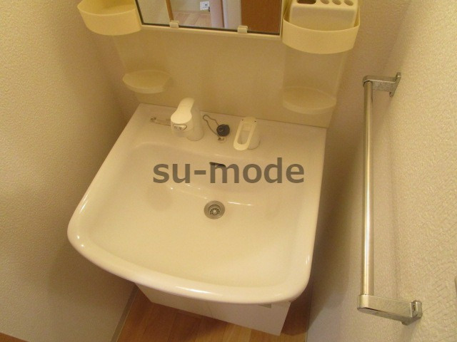 ウエントスレーニスの洗面所