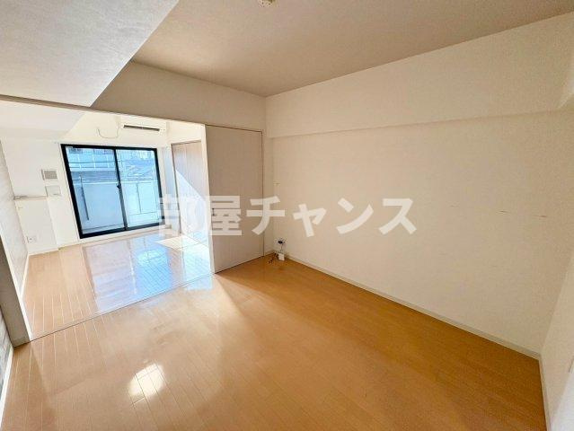 RESIDENCE DRACAENAの居間・リビング