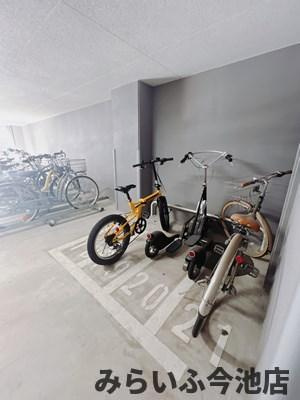 【その他共用部分】 | プレサンスジェネ千種内山 | 駐輪場