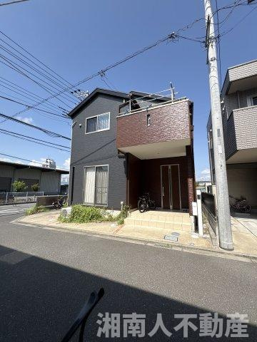 平塚市四之宮7丁目　戸建の前面道路含む現地写真|前面道路含む現地写真です