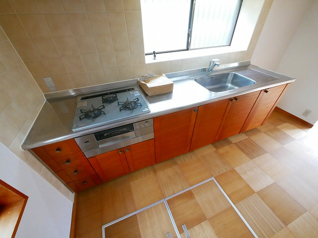 佐保台２丁目戸建のキッチン