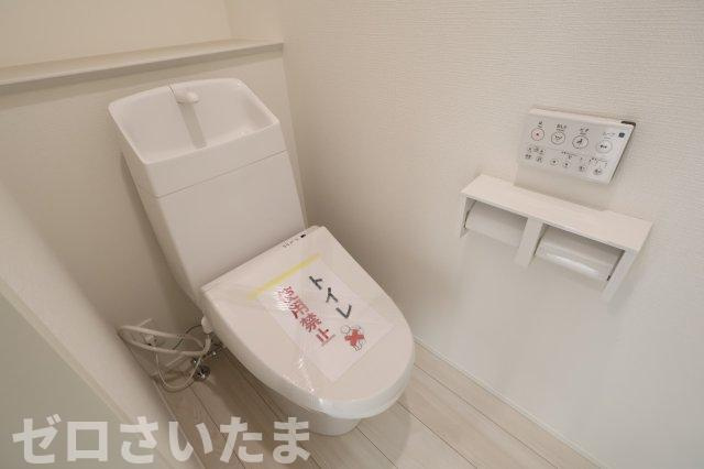 《仲介手数料無料》南区大字広ヶ谷戸581新築一戸建てリナージュのトイレ|2F