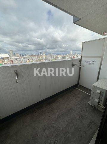 セレニテ京橋クレアのバルコニー