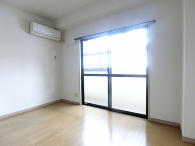 【居間・リビング】 | 赤畑ハイツ