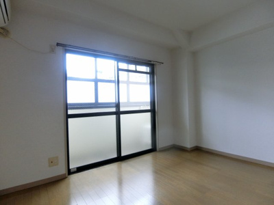 【居間・リビング】 | 赤畑ハイツ