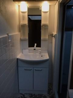 加納８丁目貸家の洗面所|洗面所