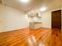 ロイヤルシーズン新宿柏木の画像