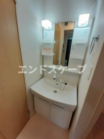 ロックヴィレッジⅠの洗面所|高崎、前橋のお部屋探しはエンドスケープまで！お客様の理想お聞かせ下さい♪