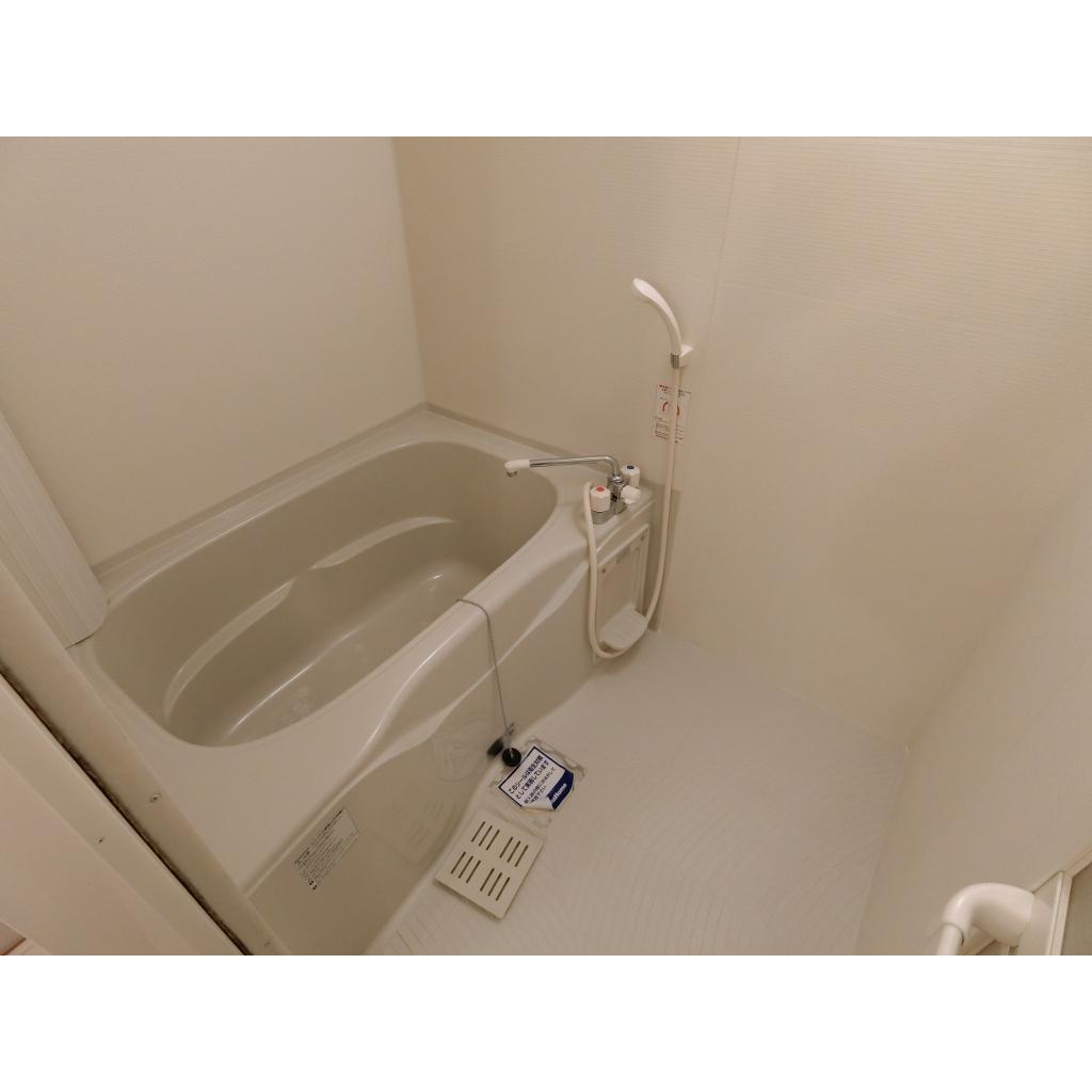 メゾンドゥ長瀬　Ⅱの浴室|風呂