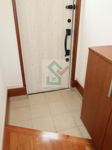 シュクラ新秋津の玄関