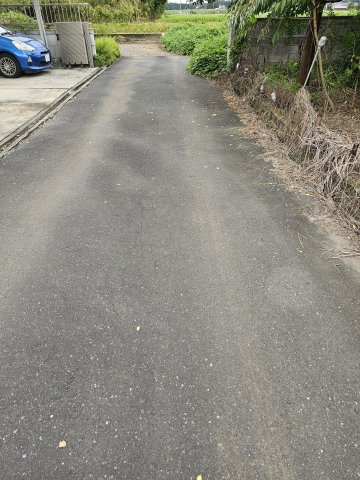 新治土地の周辺