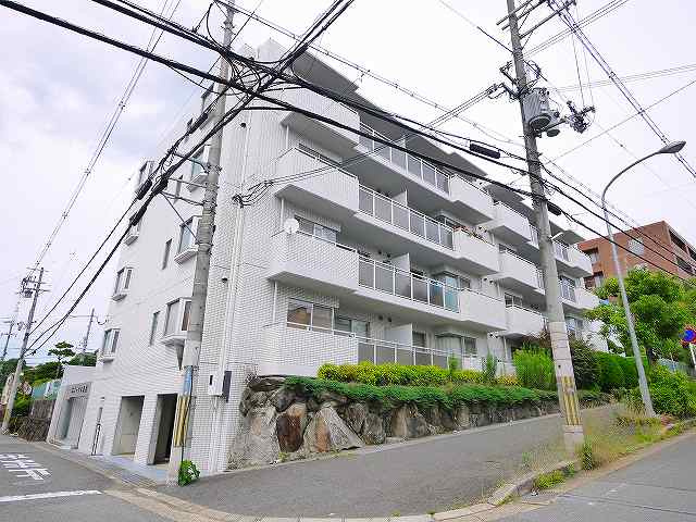 ユニーブル富雄