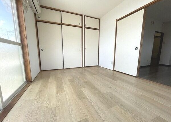 サンヒルズ司の居間・リビング