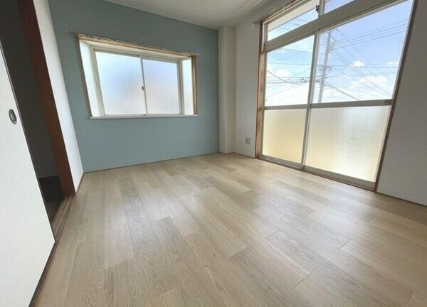 サンヒルズ司の居間・リビング