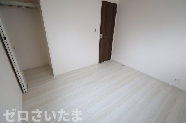 《仲介手数料無料》南区大字大谷口2538-2新築一戸建てリーブルガーデンの洋室|撮影日 2025年11月27日 14:30 曇り