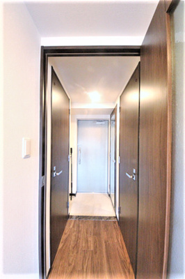 【玄関】 | スプランディッド新大阪V