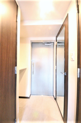 【玄関】 | スプランディッド新大阪V