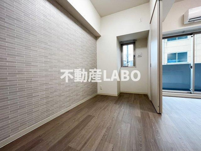 プレサンス DOMECITY コレーレの洋室