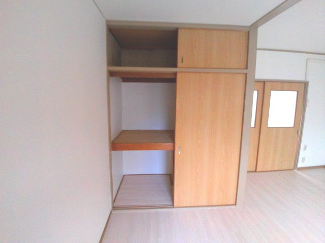 石町ハイツの収納