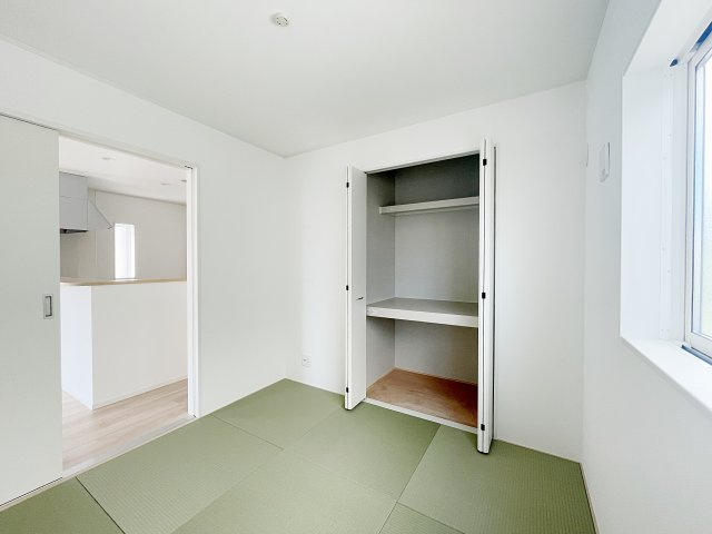 新築戸建・新築建売　柴田町船岡字上大原【耐震+制震】東船岡小・船岡中の和室|小さなお子様が床に座って遊べる和室！フローリングの硬い床とは違うので安心ですね♪