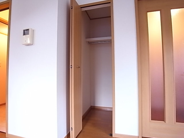 メゾンオルタンシア2の収納