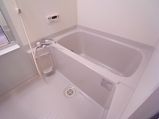 メゾンオルタンシア2の浴室