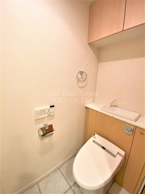 【トイレ】 | リーガル北堀江 | 冬場での使用や清潔好きの方にうれしい温水洗浄便座♪