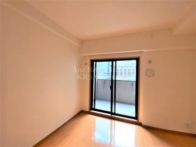 【寝室】 | リーガル北堀江 | 6帖の寝室部分です♪