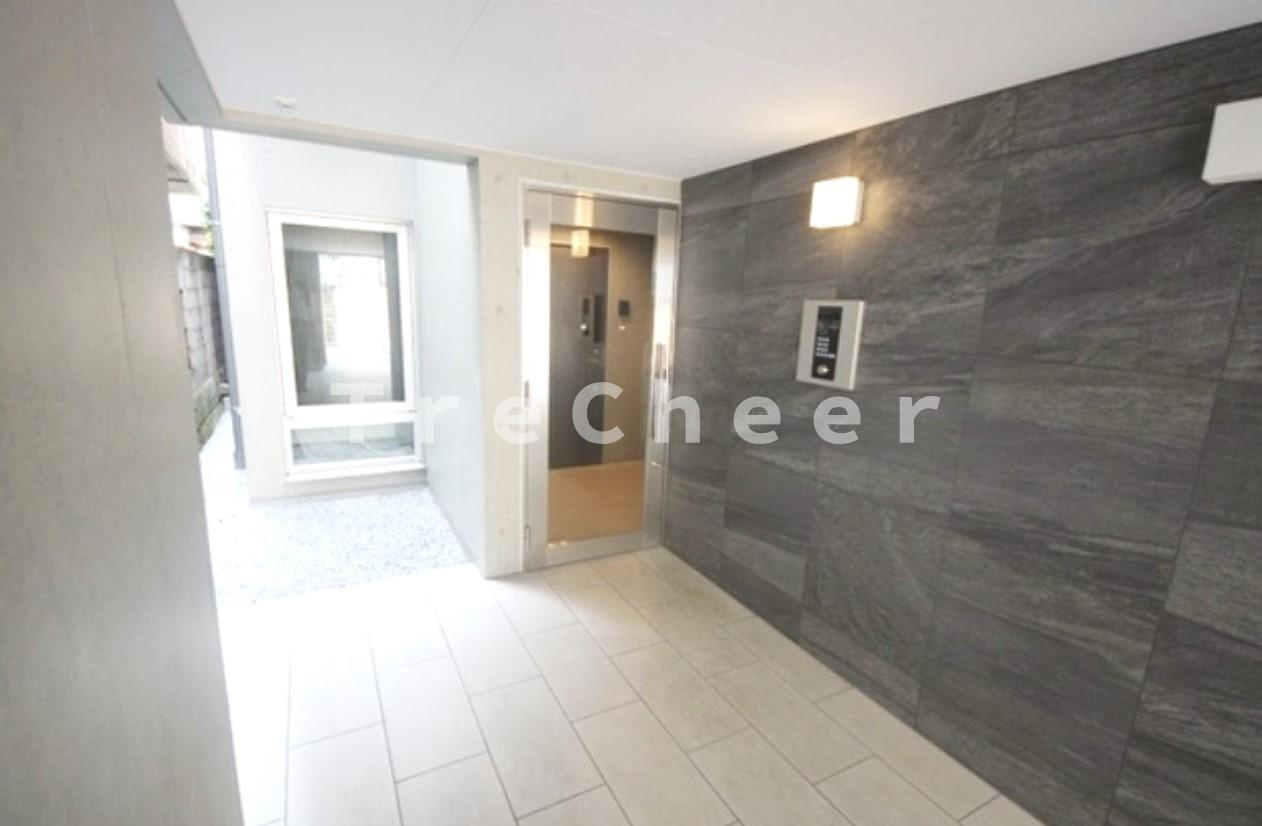 ゴールドレジデンシア大塚のエントランス