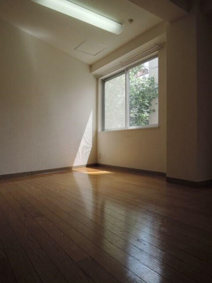 【洋室】 | プリマベーラ