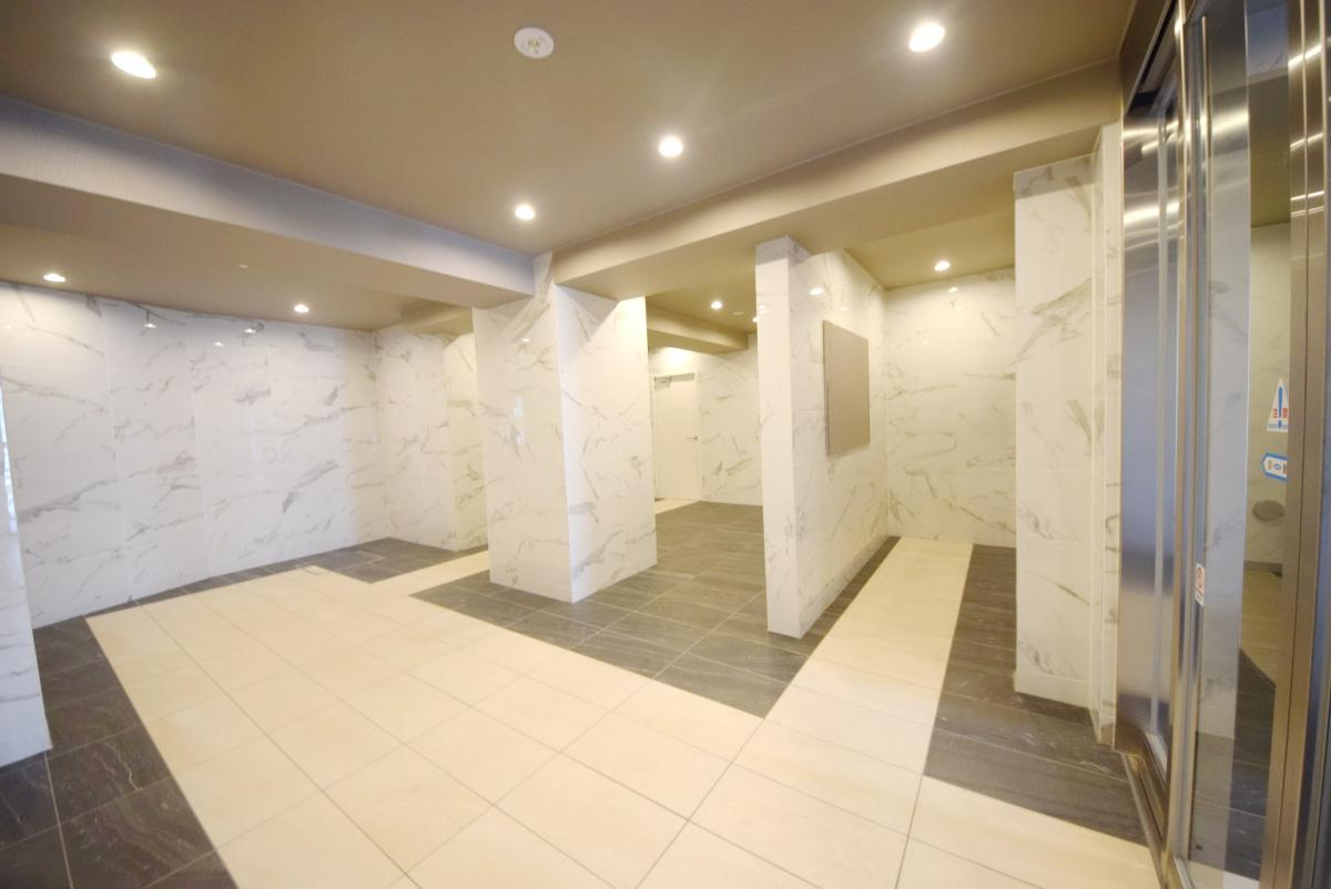 プレール・ドゥーク東向島のロビー