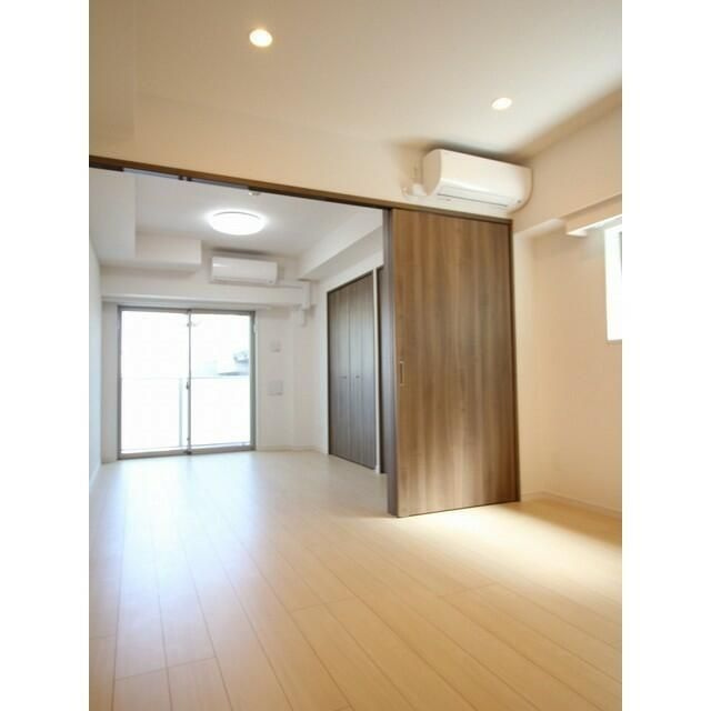 プレール・ドゥーク東向島の居間・リビング