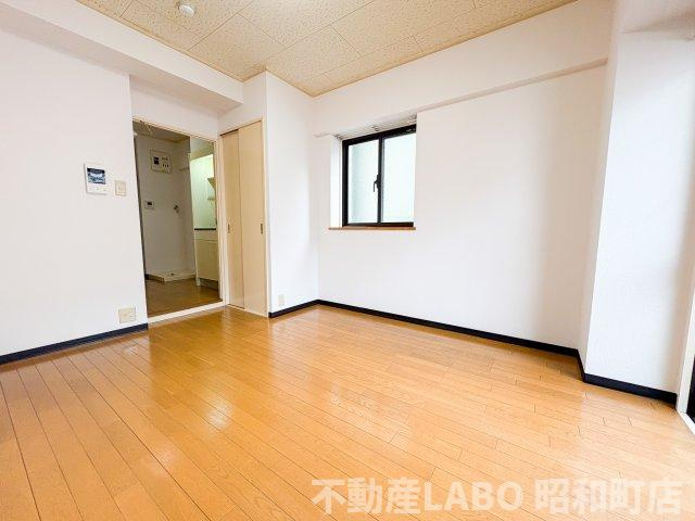 メゾンドフェンテの洋室