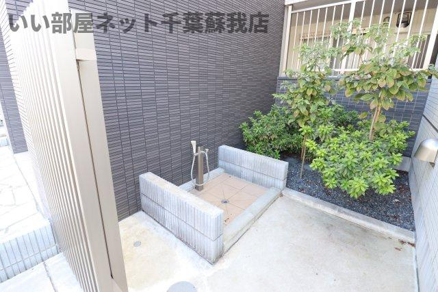 シクーロの庭|簡単な家庭菜園も楽しめるお庭です