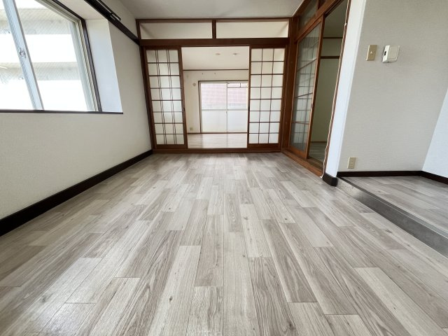 旭マンションの居間・リビング