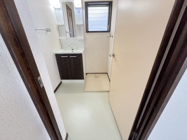 旭マンションの洗面所