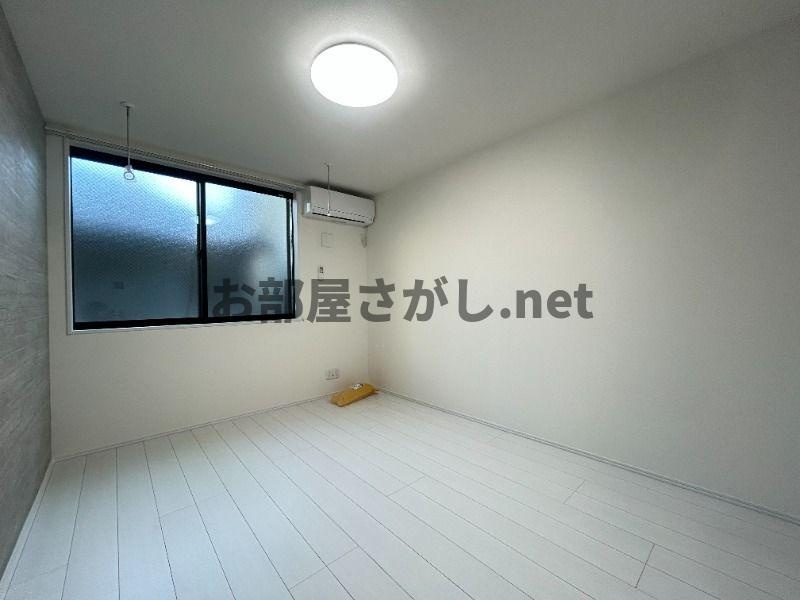 ミモザ哲学堂の居間・リビング