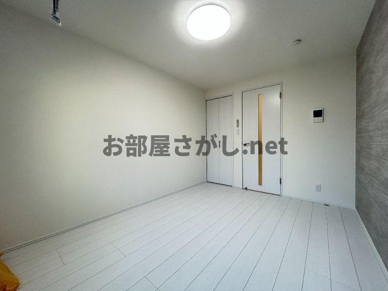 ミモザ哲学堂の居間・リビング