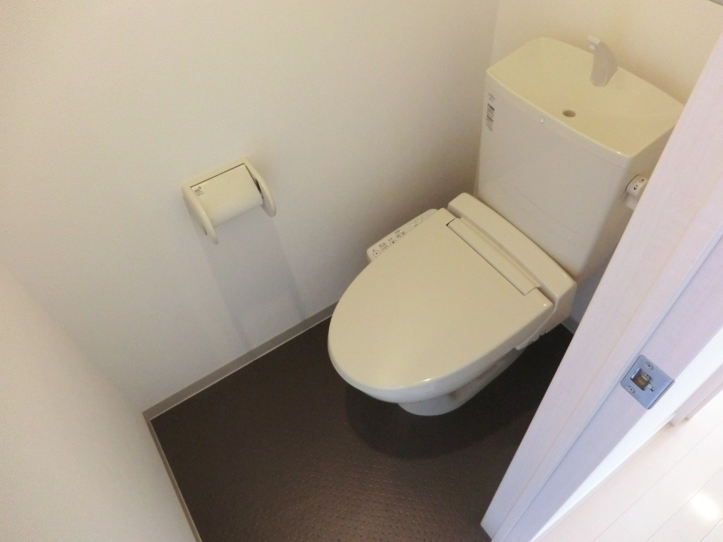 さいたま市中央区大字下落合の賃貸マンションのトイレ