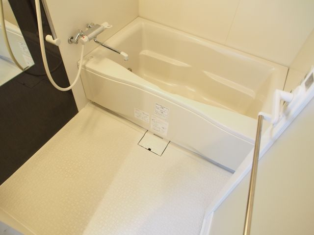 サムティ難波グレイスの浴室